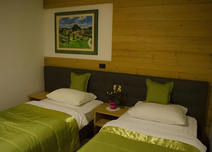 بيت ضيافة Gostisce Jutrisa 4*